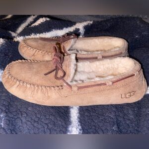 UGG Chestnut Dakota Suede Moccasins Women Size 11